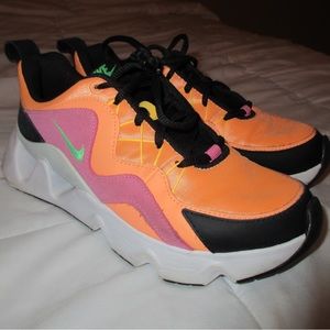 💚NEON NIKES💚 Nike RYZ 365